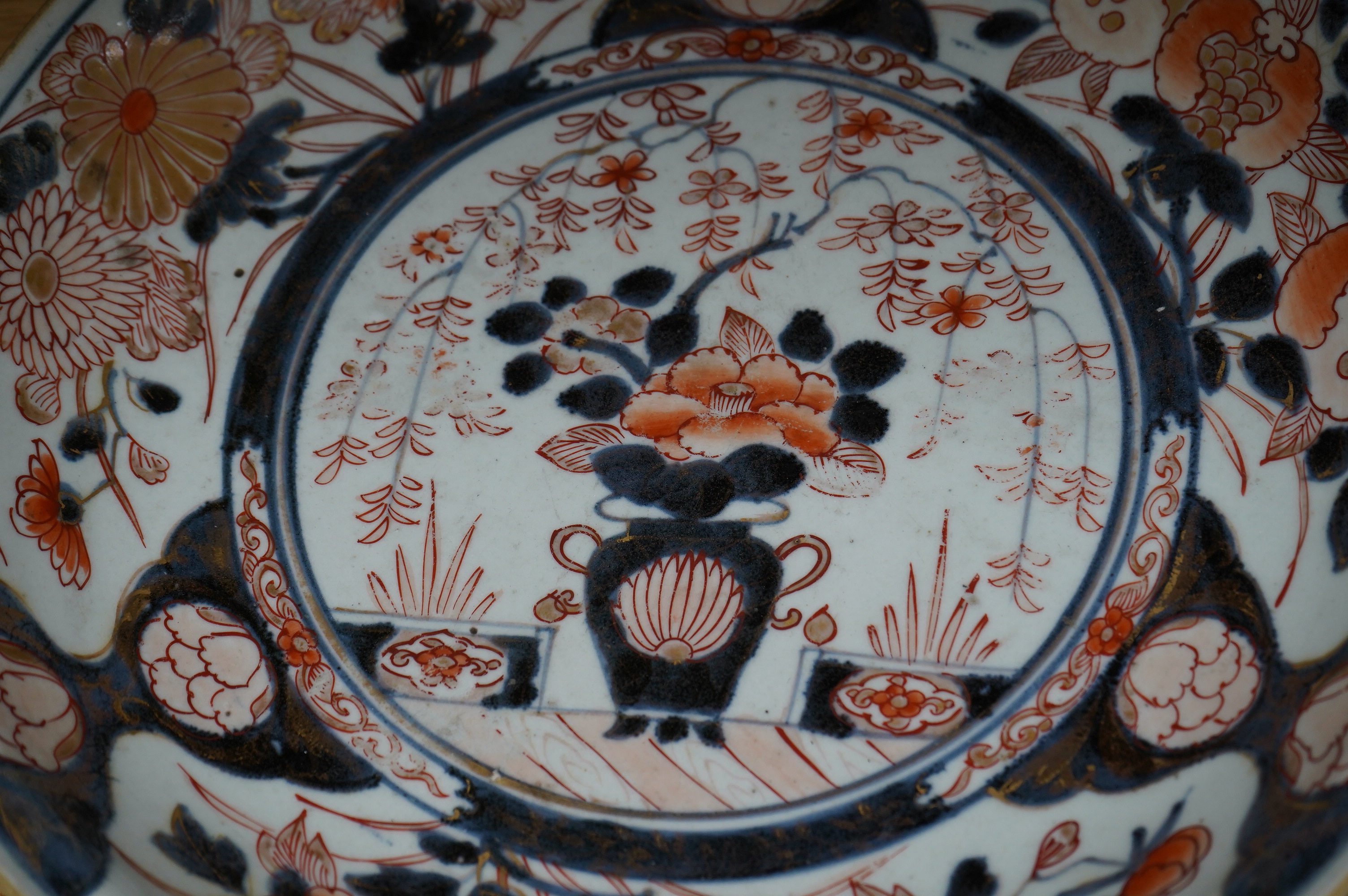 An 18th century Japanese Imari saucer shaped dish, 33cm diameter. Condition - good, some wear